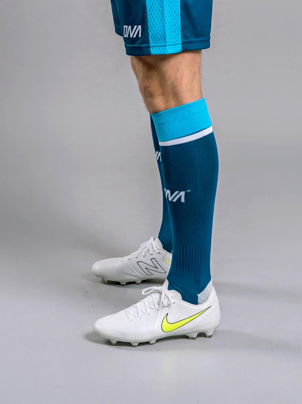 Mens Macclesfield FC Home Socks (PRE ORDER - SHIPPING WC 31ST AUGUST)