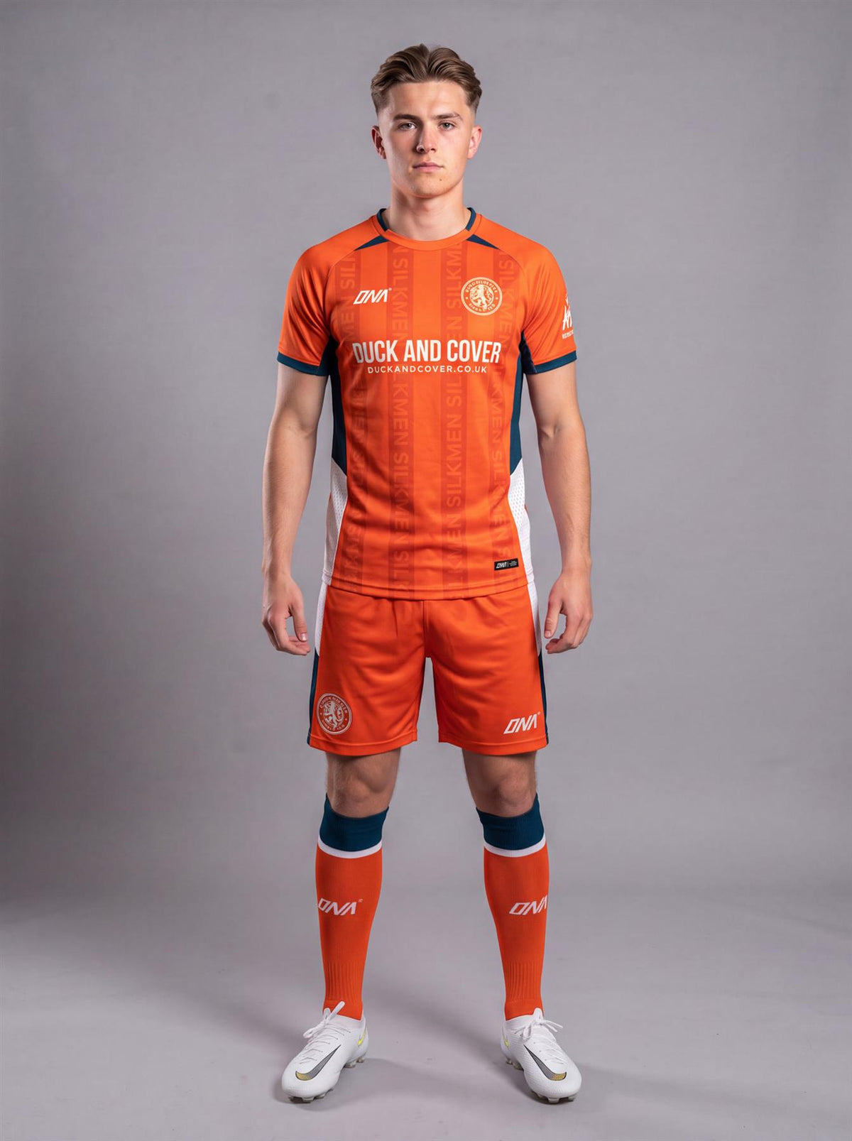 Mens Macclesfield FC Away Keeper Full Kit